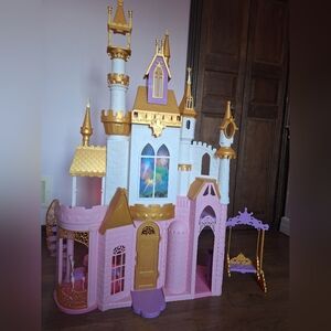 Disney PRINCESS ultimate Celebration Castle Dollhouse